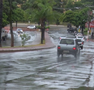 Polícia Rodoviária Militar chama a atenção para os cuidados necessários durante o período chuvoso