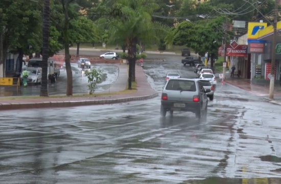 Polícia Rodoviária Militar chama a atenção para os cuidados necessários durante o período chuvoso