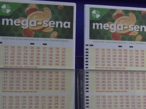 Mega Sena acumula em R$ 90 milhões e apostas podem ser feitas até terça (18)