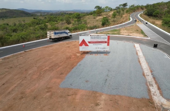 Após 40 anos de reivindicação, trecho da MG-060 entre Esmeraldas e São José da Varginha é pavimentado